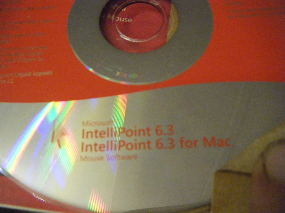 Excellent Microsoft Explorer Mini Mouse 1363 1364 w/ USB Receiver, CD, PouchPad - Image 4 of 4