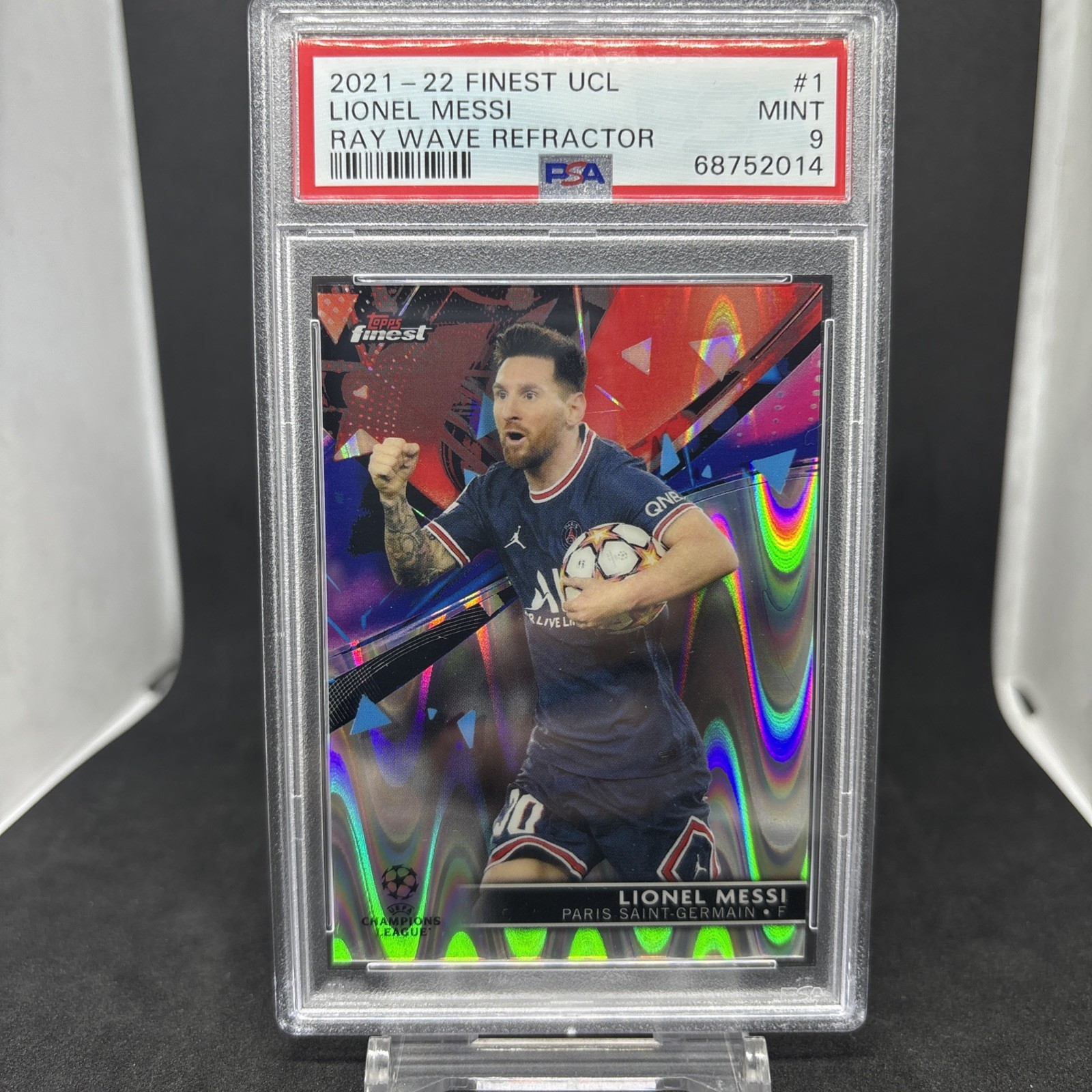 Lionel Messi 2021 Topps Finest UCL #1 Ray Wave Refractor /199 PSA 9