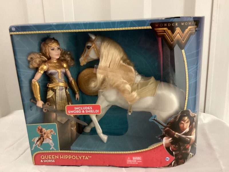  Wonder Women Queen Hippolyta Barbie Doll and Horse.