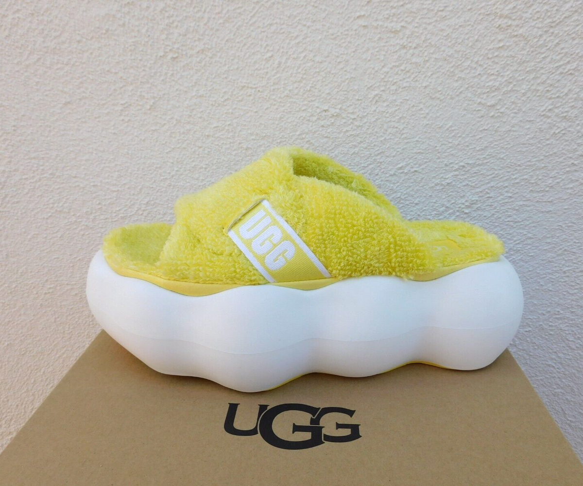 UGG YELLOW TERRY SUGARCLOUD 3