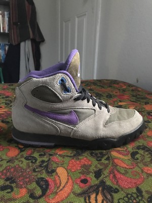 nike hiking boots mens