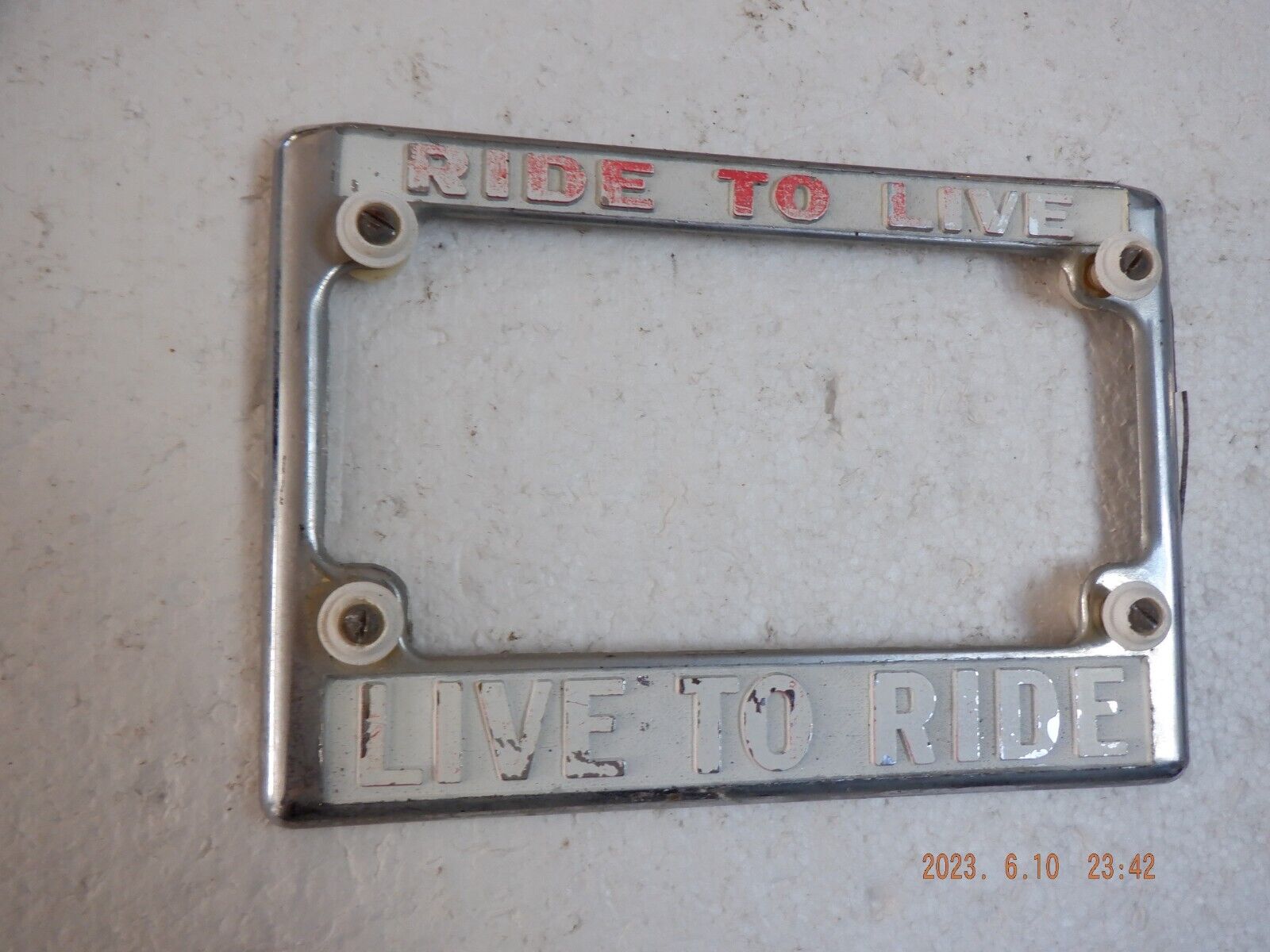 "LIVE TO RIDE"  "RIDE TO LIVE" CHROME  MOTORCYCLE LICENSE PLATE FRAME HOLDER
