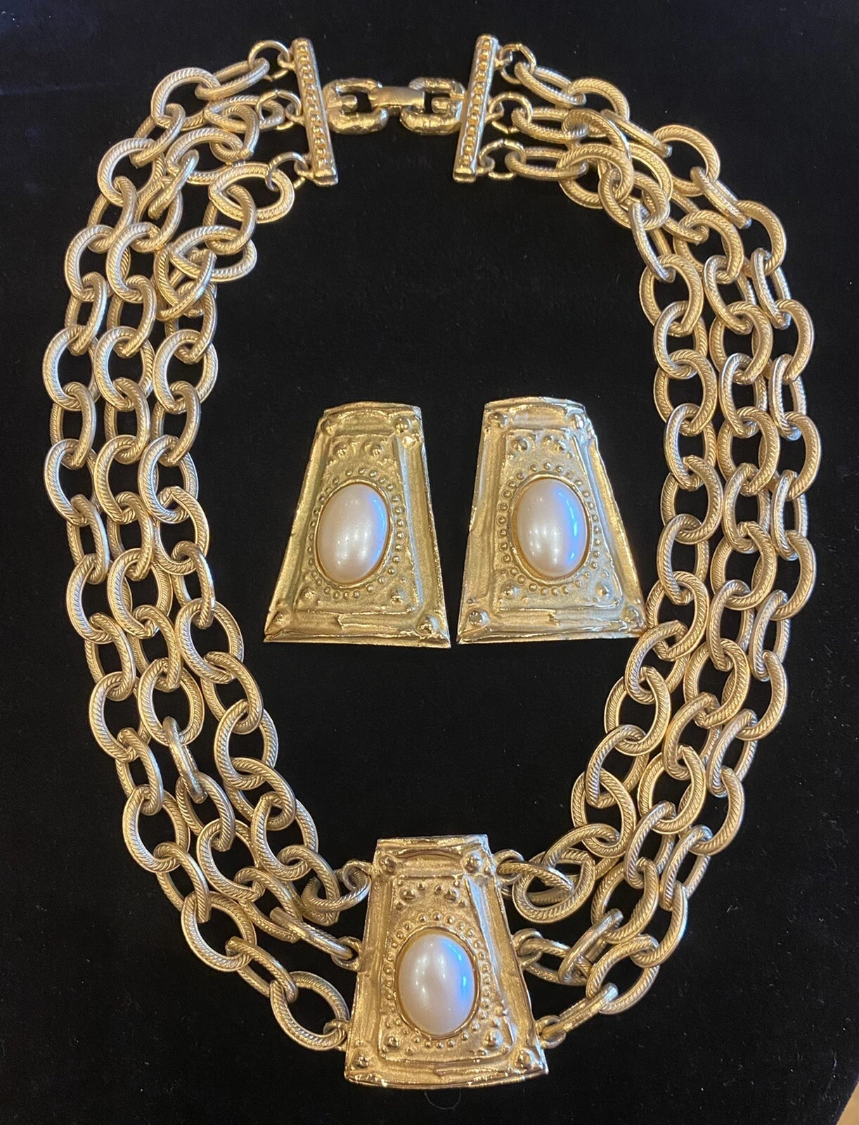 Set Orecchini e Collana Vintage Givenchy Placcati in Oro