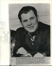 1971 Press Photo Cleveland Cavaliers Basketball Team Head Bill Fitch