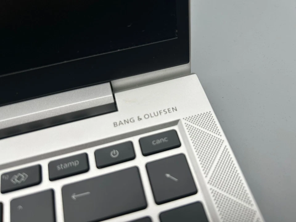 NOTEBOOK HP 845 G8 RYZEN 7 PRO R7-5850U 32GB RAM 500GB SSD 14 FHD RICONDIZIONATO - Immagine 2 di 4