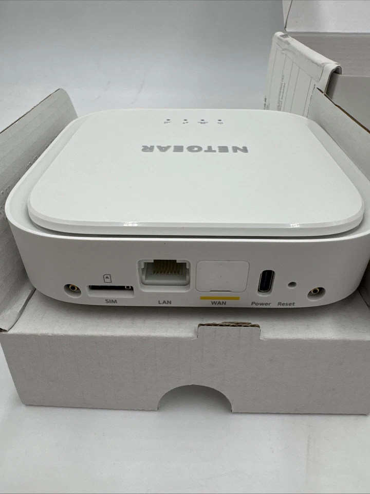4G LTE Modem (LM1200) - NETGEAR 4G LTE Modem - White Open Box - Image 4 of 4