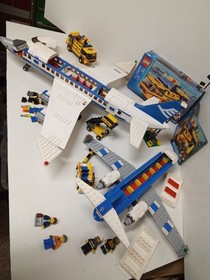 Lego City Airport Lot Passenger Planes 3181 7893 Fire Rescue 7891 W Minifigures