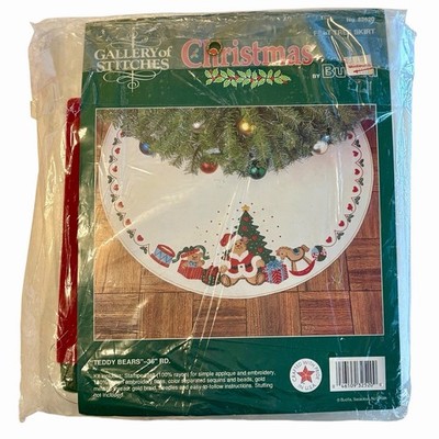 Bucilla Gallery of Stitches Felt Christmas Tree Skirt Kit 32520 Teddy Bears 36 