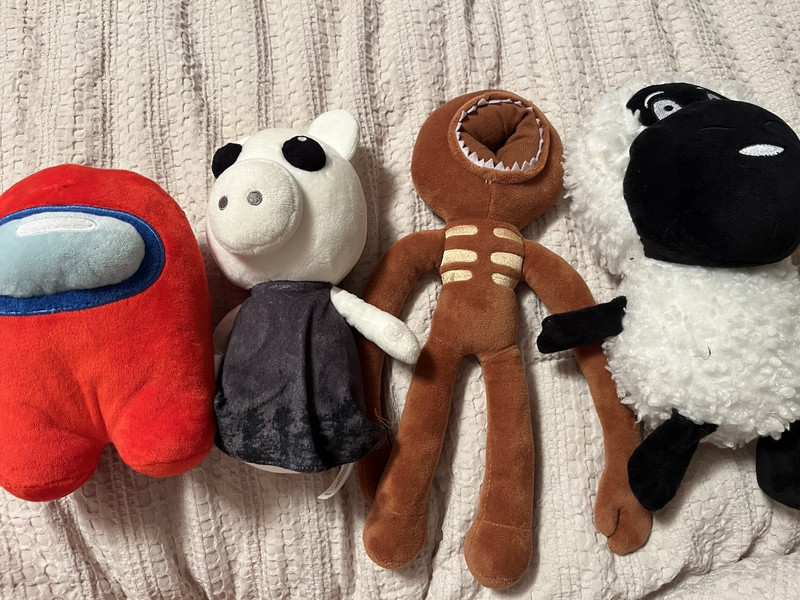 Among Us Lot of 4 Plush Stuffed Animals Small 6-14 in Multicolor Soft