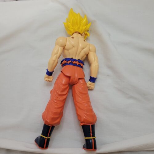 FIGURA BANDAI DRAGON BALL Z SUPER DRAGON STARS SUPER SAIYAN GOKU VERSIÓN 2 SERIE 13 - Imagen 4 de 7