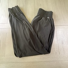 Vuori Villa Jogger Pants Women s XS Black Lightweight Athleisure Pockets