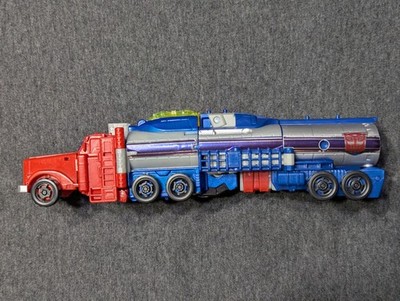 Transformers TITANS RETURN Voyager Class OPTIMUS PRIME w/o Headmaster or Accs.