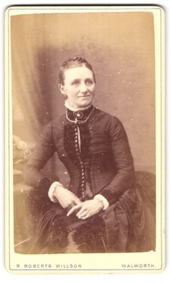 Fotografie R. Roberts Willson, London-SE, 116, Walworth Road, Portrait bürgerli 