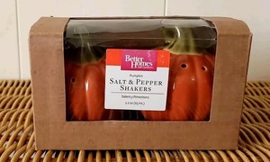 Better Homes and Gardens Pumpkin Salt & Pepper Shakers Fall/ Thanksgiving  