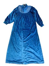 Vintage Gilligan O'Malley Maxi Robe Womens L Blue Velvet Embroidered Nightgown