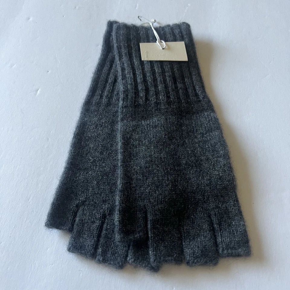 NORDSTROM WOMENS CASHMERE KNIT FINGERLESS CHARCOAL GLOVES GREY OS NEW - Image 2 of 4