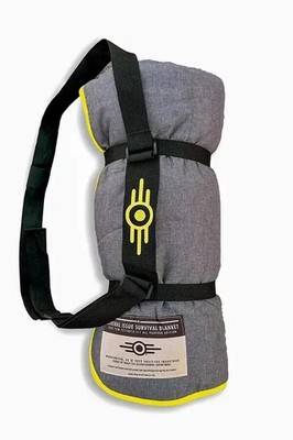 Fallout 4 76 Vault-Tec General Issue Survival Blanket Patch Logo Figure Pip Boy