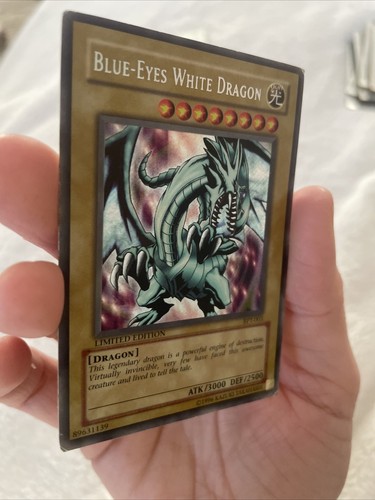 Yu-Gi-Oh! Yugioh Card D Blue-Eyes White Dragon Limited Edition BPT-003  - Picture 3 of 5