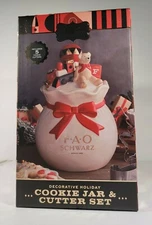 F A O Schwarz Cookie Jar & Cookie Cutter Set Decorative Holiday New