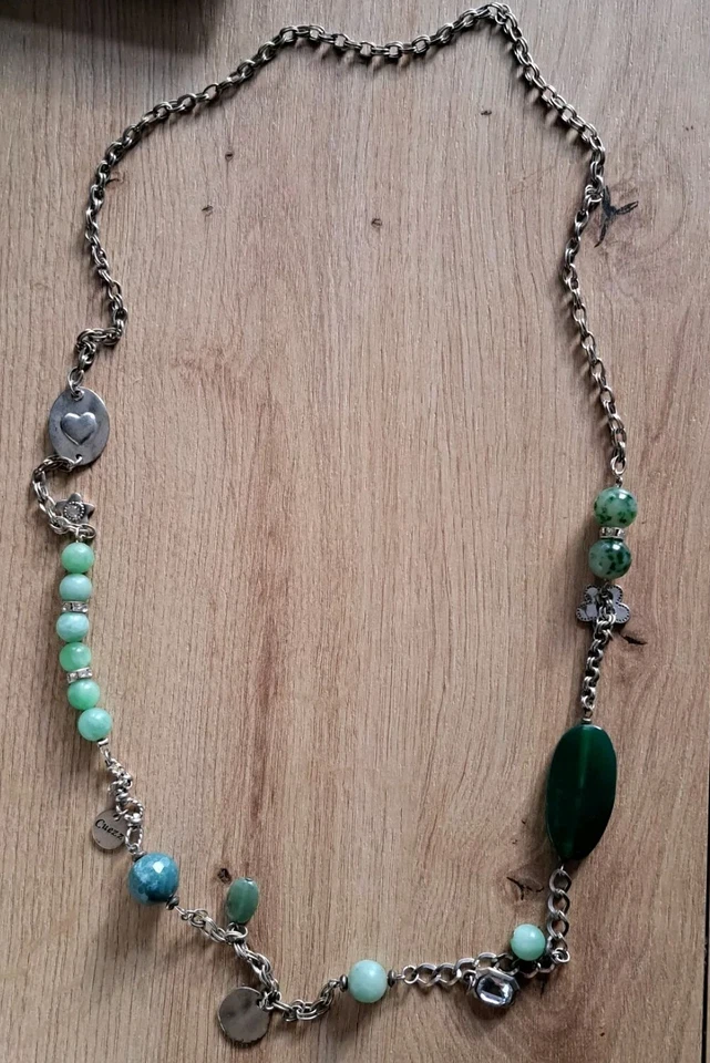 Modeschmuckkette mit grünen Steinen - Bild 4 von 4