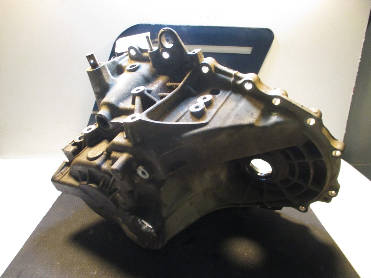 2008 Nissan Sentra SE-R Spec V OEM Manual Transmission Case
