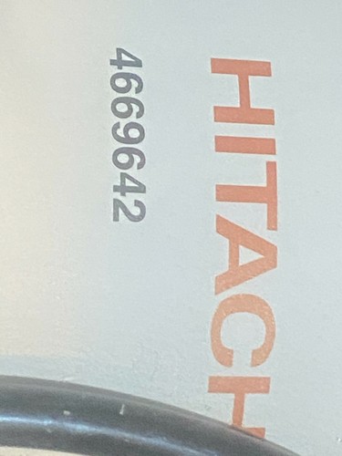 Hitachi Genuine Filter Fuel 4669642 - Picture 3 of 3