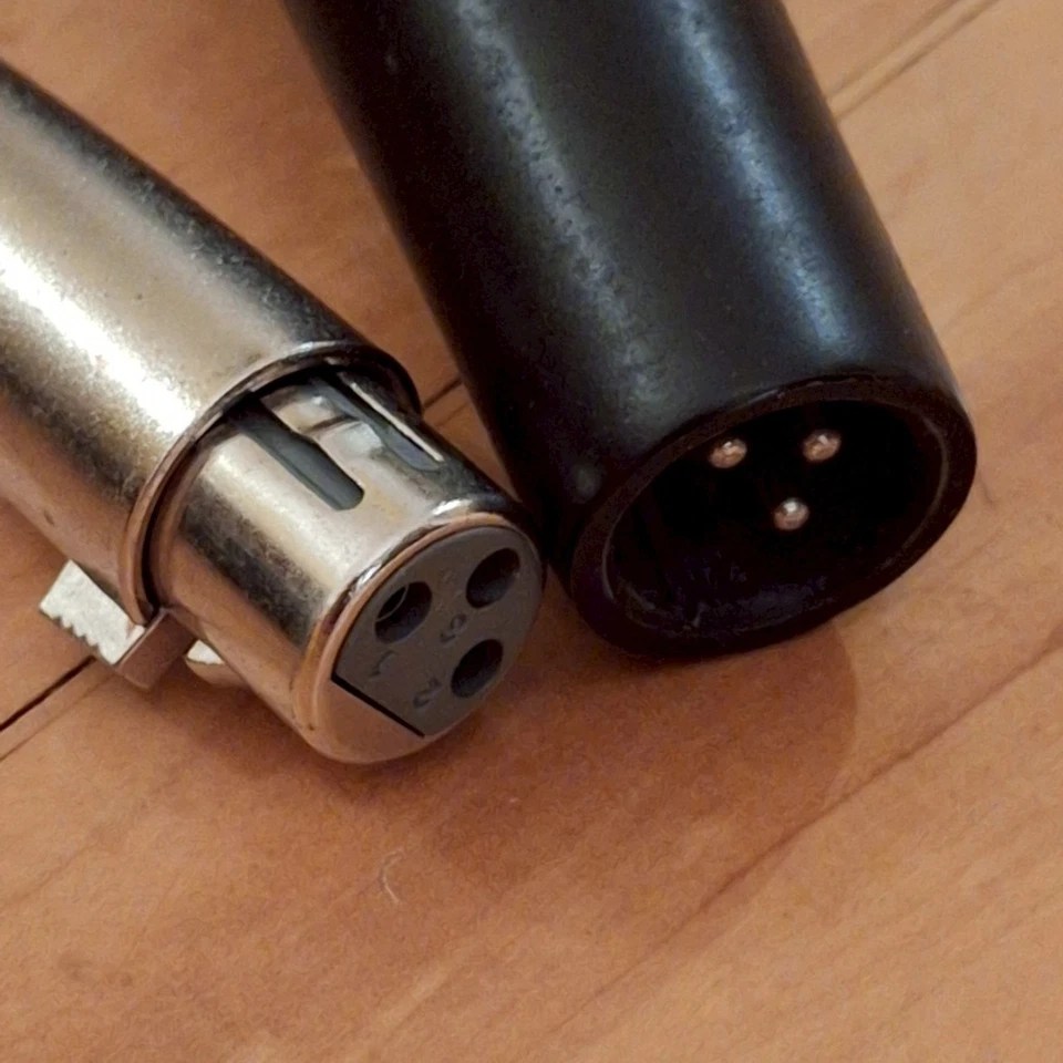 Yoga DM250 Dynamisches Handmikrofon mit XLR/Klinke & Schalter - Bild 3 von 4