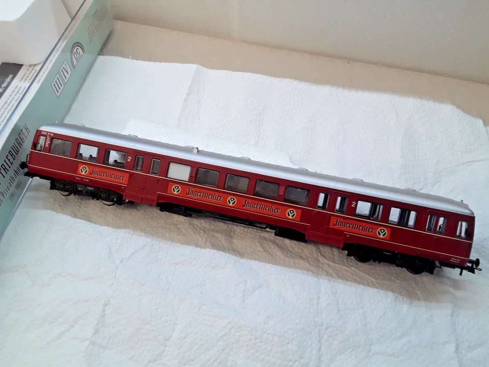 Brekina H0 64101 Esslinger Triebwagen VT 104 "SWEG/Jägermeister", DC mit DSS NEU - Bild 2 von 4