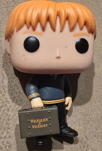 3¾" Tall Funko Pop! Vinyl: Harry Potter - #33 "Fred Weasley" of Wasley & Weasley