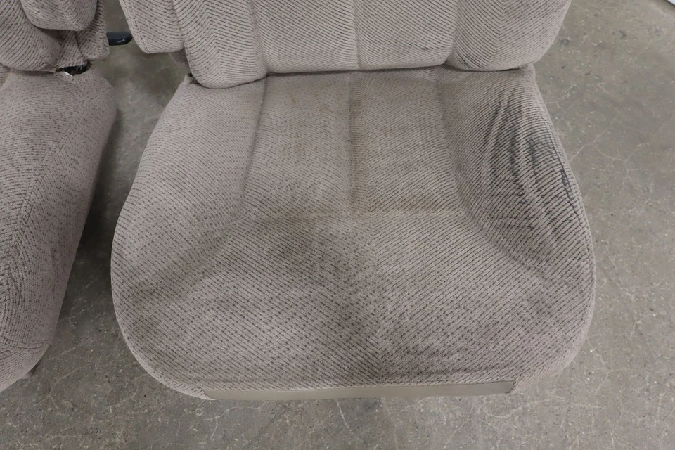 92-98 Chevy Tahoe GMC Yukon 2-Door GMT400 Cloth Seat Set / Center Console Foto 4 de 4