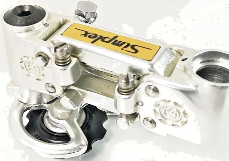 Desviador trasero SIMPLEX SLJ5500T un hermoso producto con pocos arañazos importantes Foto 3 de 4