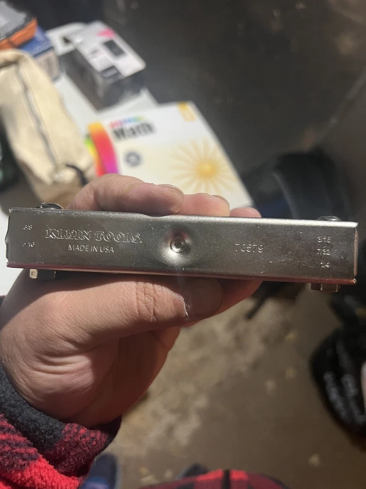 Klein Tools 70579 Folding Hex Key Set, 5-Key, SAE Sizes never used - Image 2 of 4