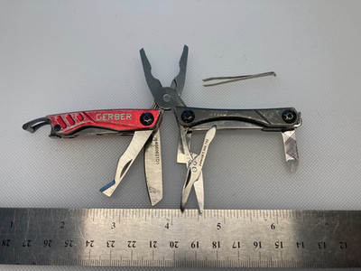 Gerber Dime Mini Multi-Tool, Knife, Pliers, Scissors, Red (E)