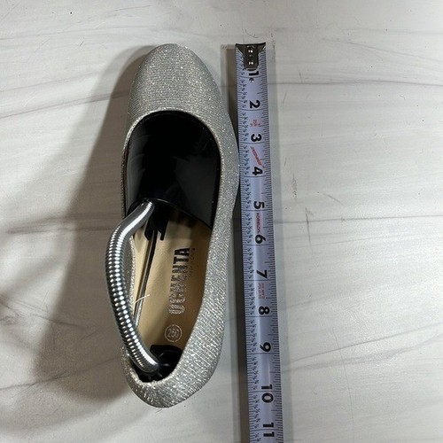 Ochenta Round Toe Heels Silver Glitter sz 8 - Picture 6 of 8