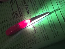 Tweezer man Expertweeze LED Lighted Slant Tweezer Pink | Unboxed