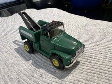 NEW MODEL MOTORING TOW TRUCK PLASTIC INJECTION MOLDED REPRODUCTION