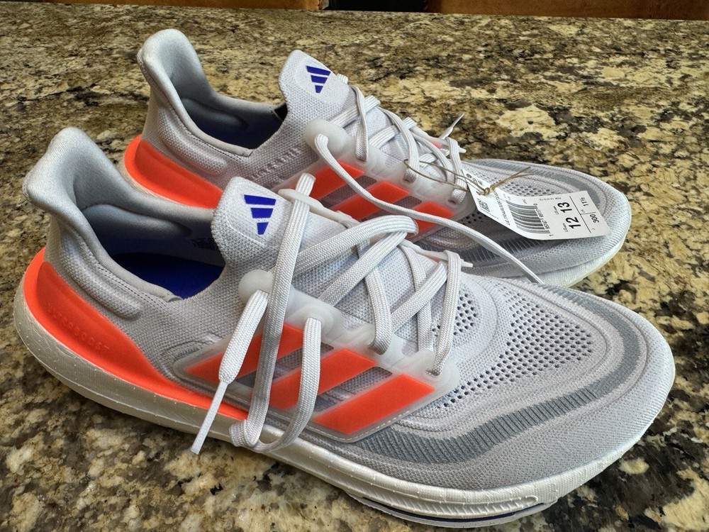 Adidas Ultraboost 22  Light  Men’s Size 12 Running Shoes New