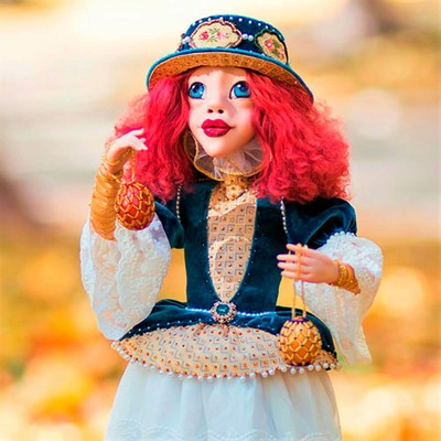 porcelain fashion dolls