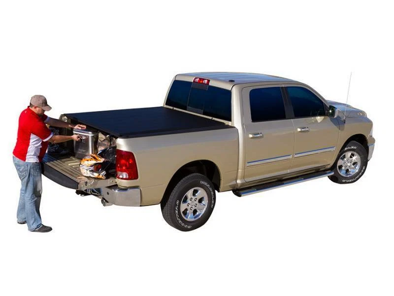 Access 2001-2005 Silverado Sierra 1500 6'6" Bed TonnoSport Roll-Up Tonneau Cover - Image 3 of 4
