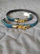 Cintura vintage in vera pelle di serpente verde blu e oro, originale anni '70