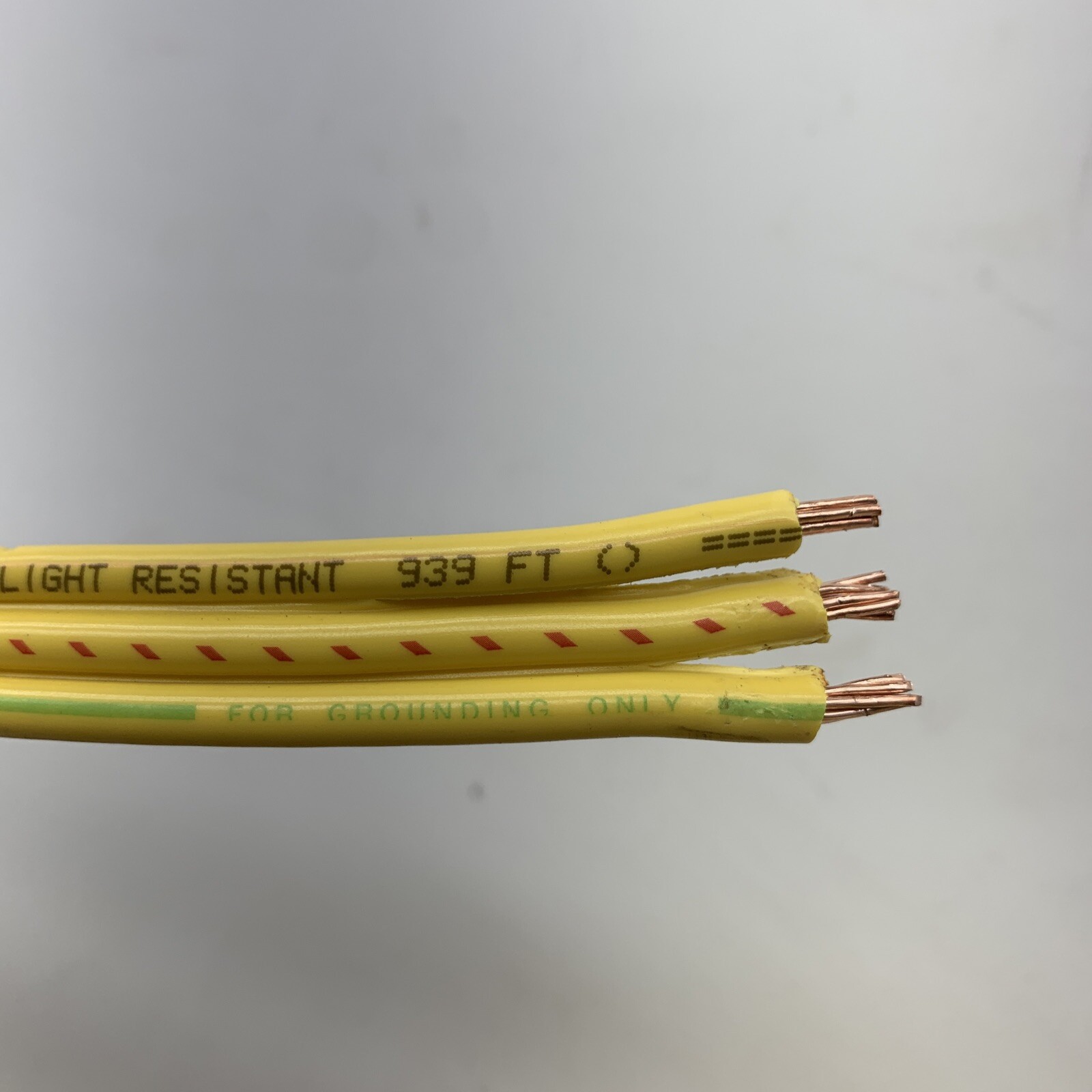 83ft 12/2 Flat Yellow Submersible Cable with Ground Well Pump Wire 600V