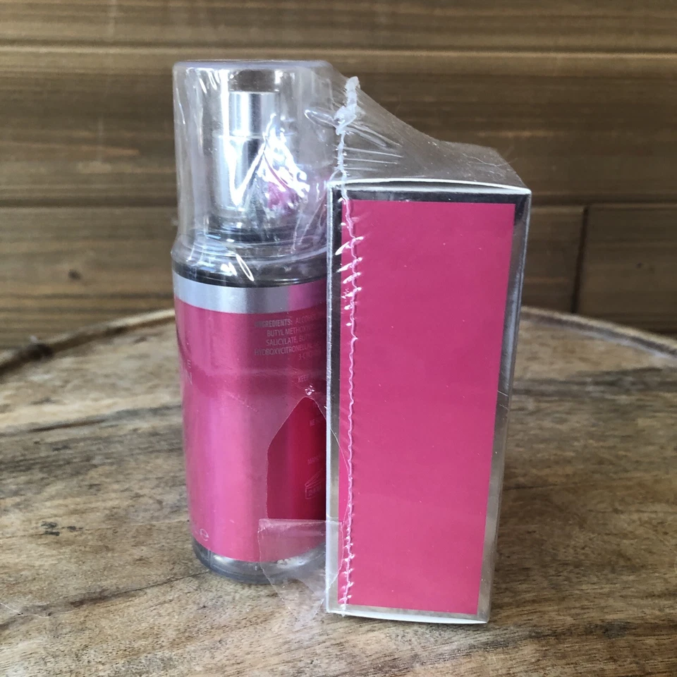 Perfume para mujer Reaction for Her de Kenneth Cole 30 ml + Body Mist 122 ML/4,2 fl Foto 4 de 4