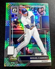 2022 Panini Donruss Optic Green Dragon Prizm /99 Miguel Cabrera #185
