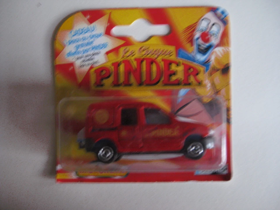 VEHICULE MINIATURE DE MARQUE MAJORETTE - CIRQUE PINDER - RENAULT KANGOO - Photo 1/1