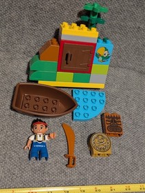 Lego Duplo 10513 Jake Neverland Hideout Pirates + 10512 Treasure Hunt Lot 100%