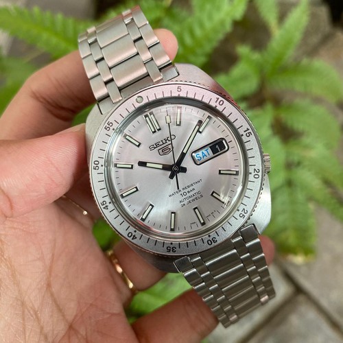Rare Seiko 5 SRPL91J1 Automatic 4R36-17S0 JDM Silver Dial SKX Series Men Watch - Picture 4 of 10