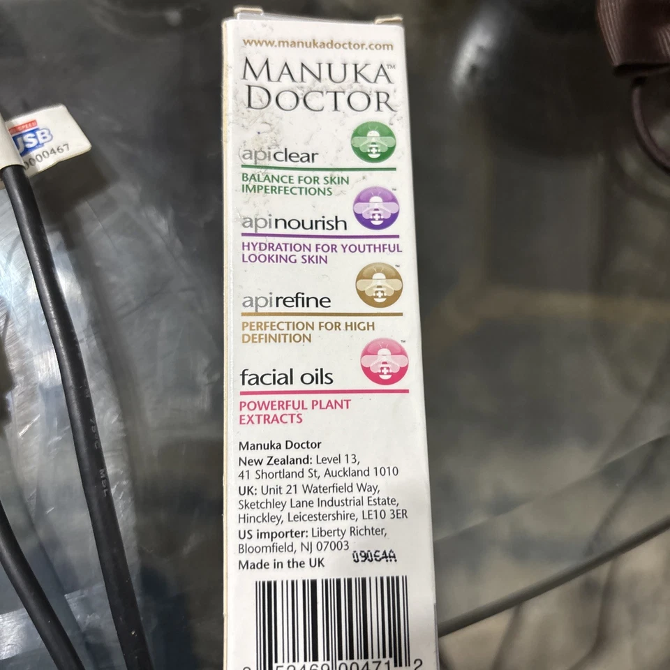 Relleno de arrugas dirigido Manuka Doctor Apirefine con veneno de abeja purificado 0,51 oz Foto 3 de 4