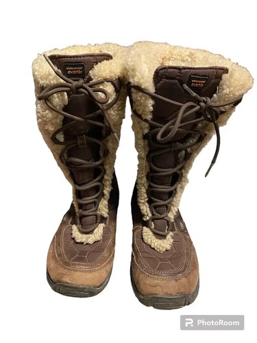 UGG Capstone Quilted Brown Shearling Waterproof Winter Snow Boot Women’s 7 5738 - Picture 3 of 9