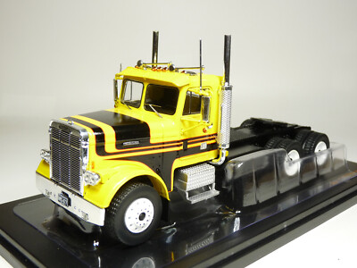 Ixo TR116 1/43 1977 Freightliner FLC 120 64 T Semi Tractor Diecast Model Truck