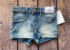 Girl  s Size 4-5 Years H M Light Wash Adjustable Waist Denim Shortie Shorts